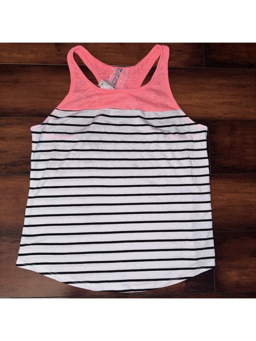 NWT Mauve Coral Pink Black White Striped Lightweight Tank Top Women’s Size M